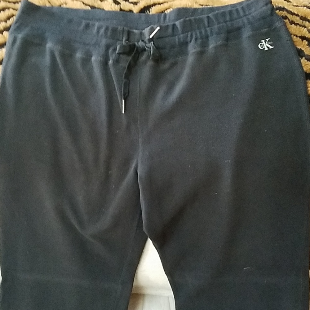 Sweat pants